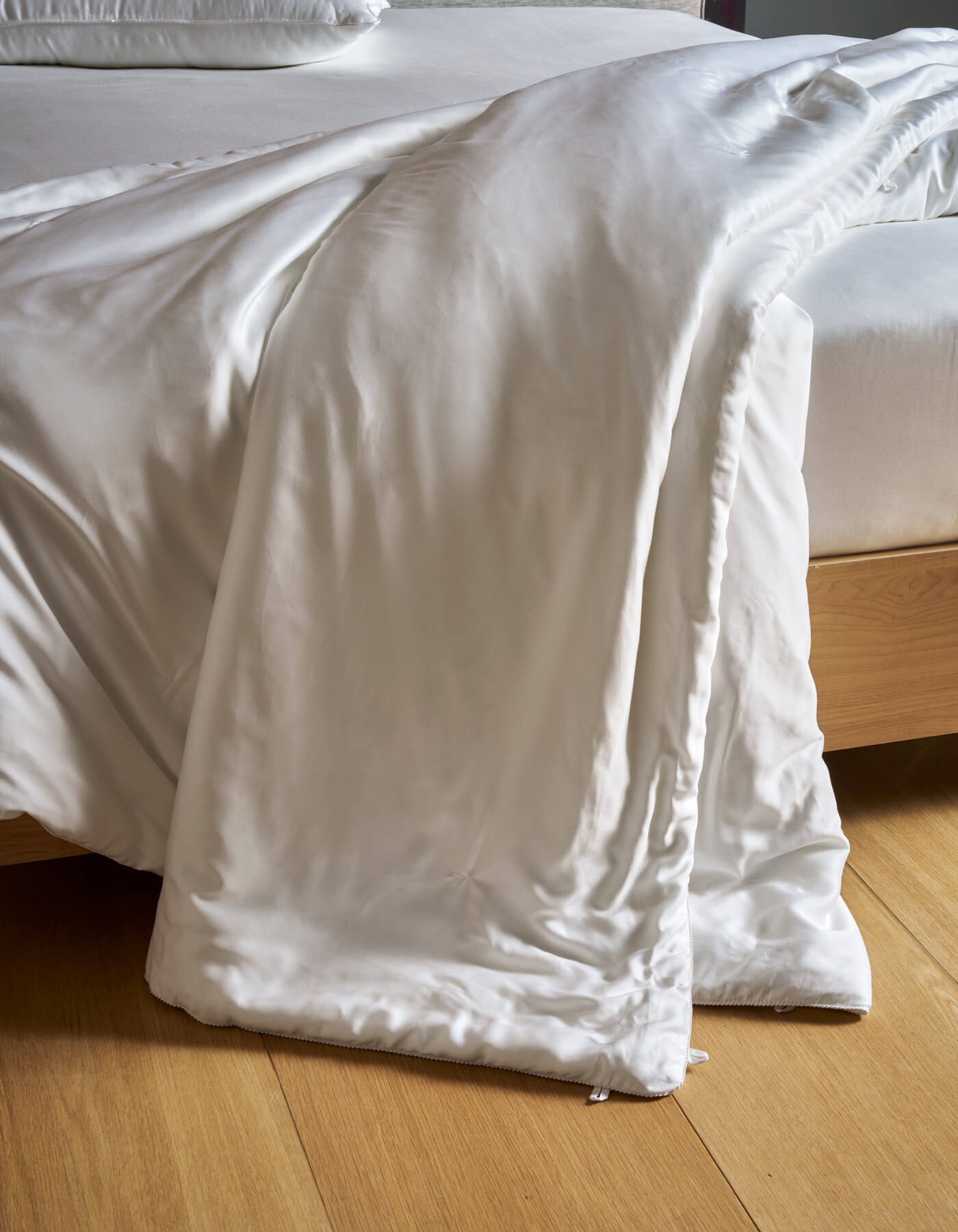 Silk Comforter - Image 10
