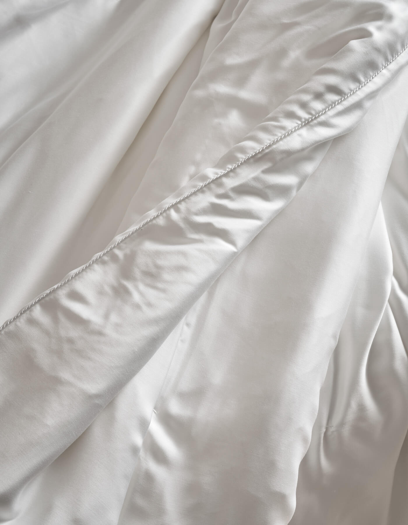 Silk Comforter - Image 11