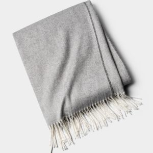 Bamboo Herringbone Tassel Throw