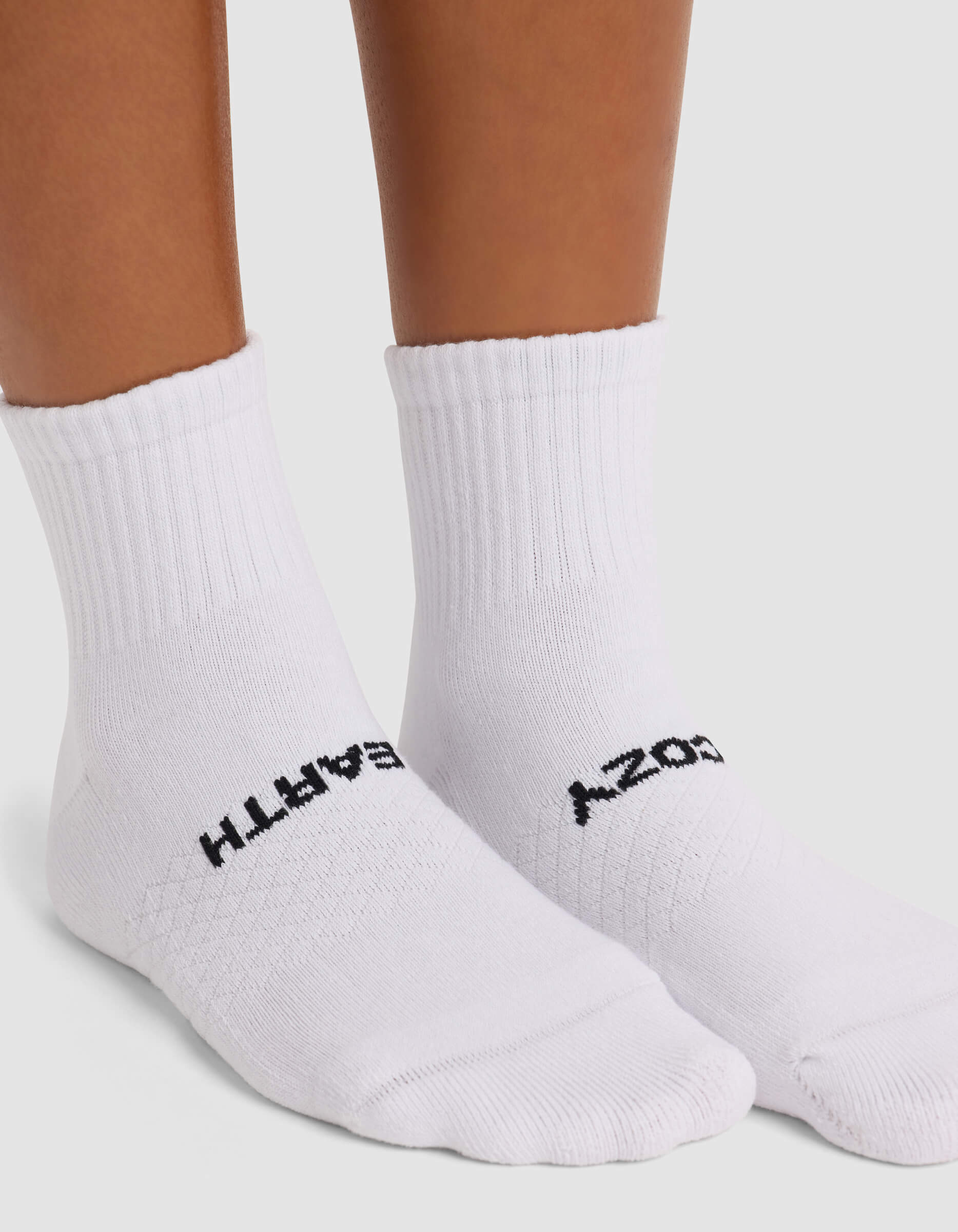 Women's Essential Quarter Sock 6-Pack - Image 3